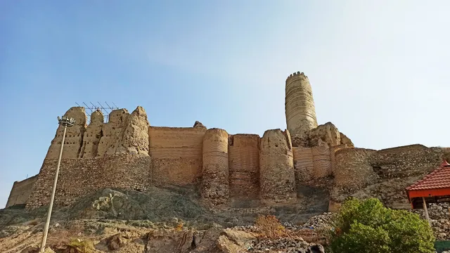 Manoujan castle