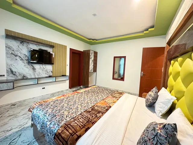 Hotel Taj Inn Srinagar