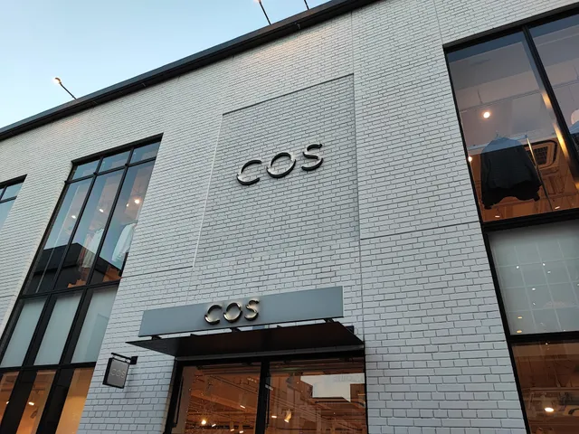 COS