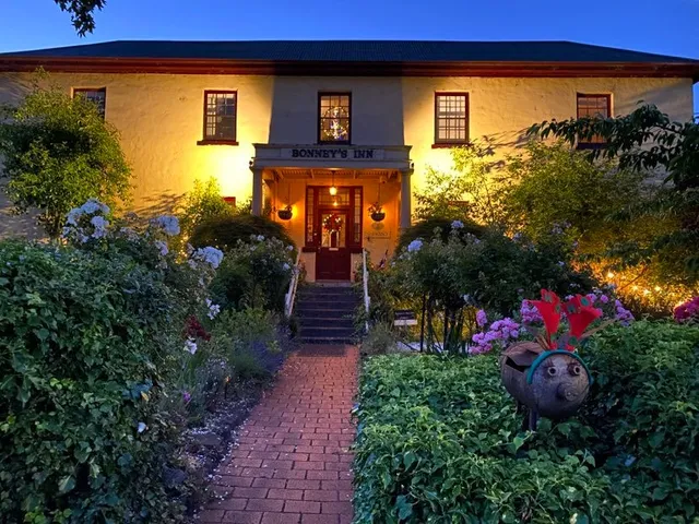 Bonney's Inn