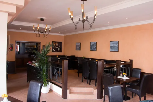 Hotel-Weinhaus Heinrich Haupt