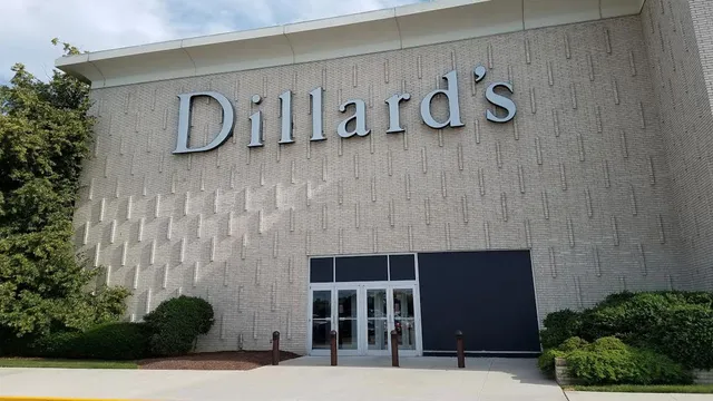 Dillard's
