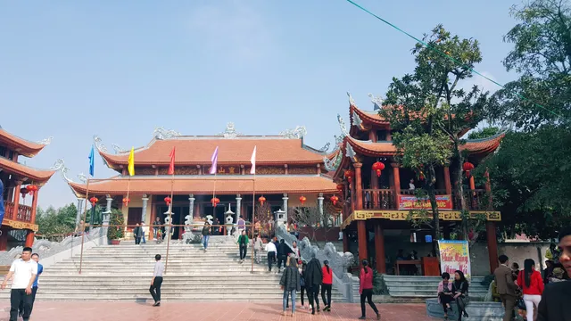Cầu Muối Temple