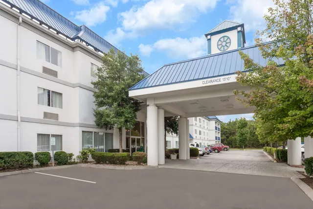 Baymont Inn & Suites Kodak Near Sevierville