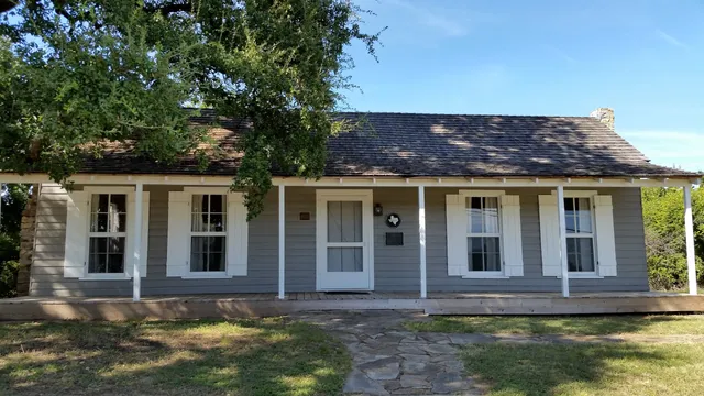 Van Zandt Cottage