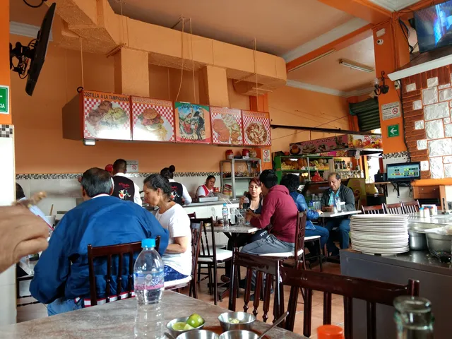 Taquería El TAPATÍO LA CALLE DEL HAMBRE