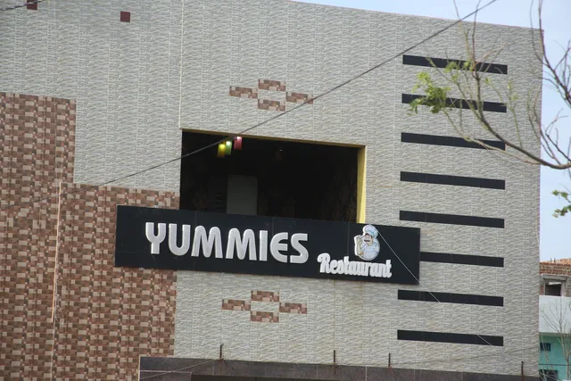 Yummies Restaurant