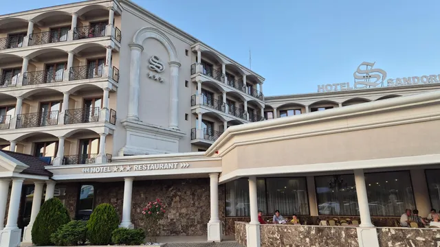 Hotel Sandoria