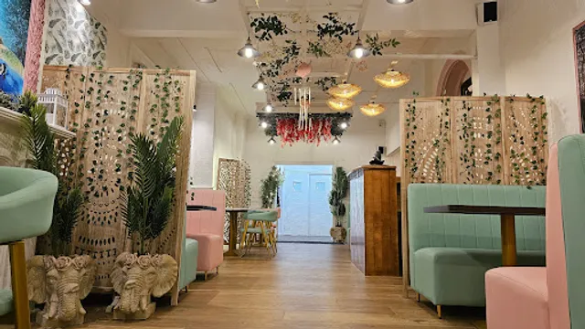 ARYA Asian restaurant & Bar