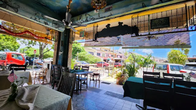 Brass Monkey Cafe & Bar