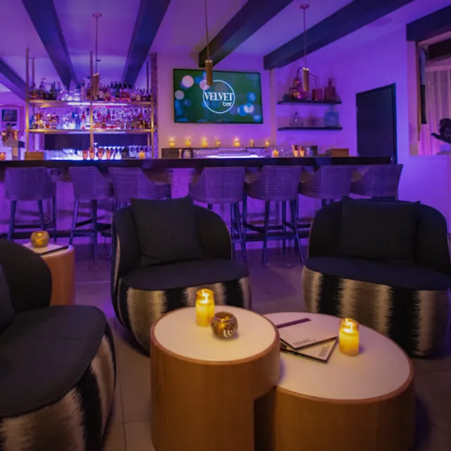 Velvet Bar