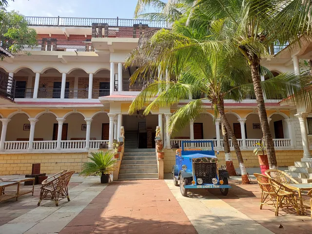 Gir Lions Paw Resort with Swimming pool