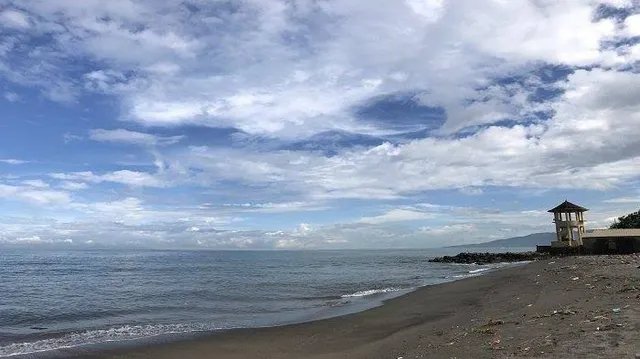 Pantai Penghulu Agung