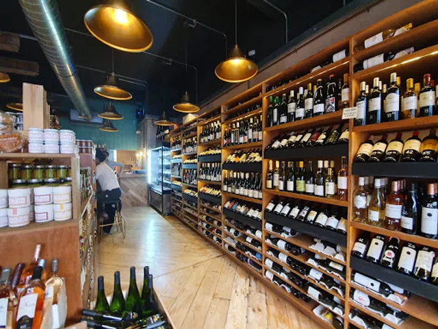 Authentique - Epicerie & Bar