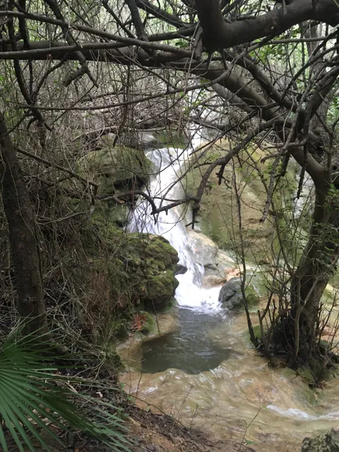 Cascada de Camoján