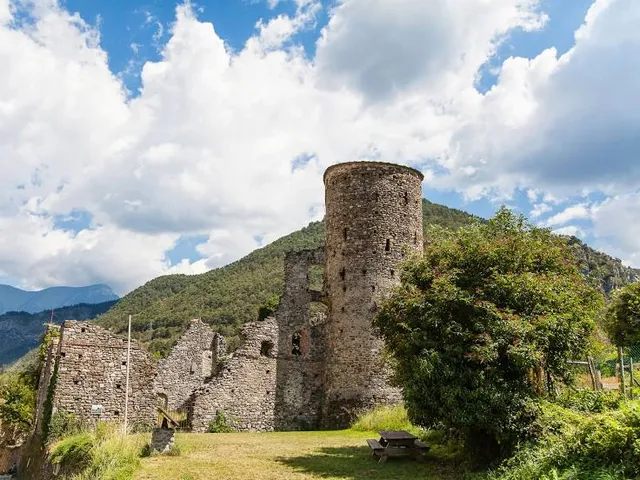 Lascaris Castle