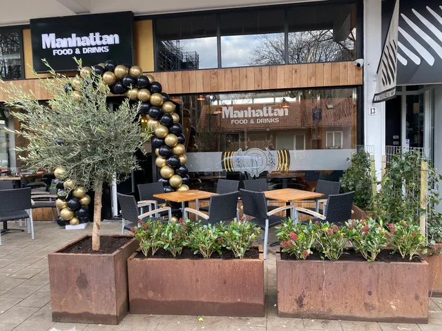 Manhattan Food & Drinks