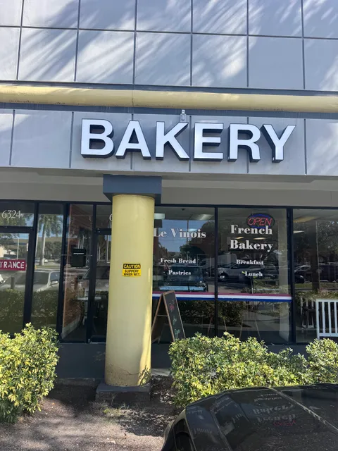 Le Vinois Bakery