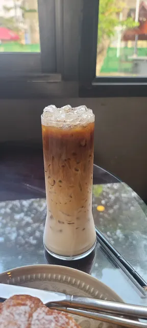 Stellar Café by Landmark