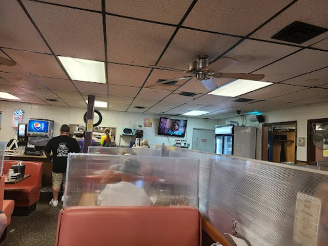 Fat Ernie's Family Dining