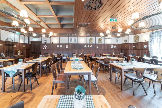 Mayer am Pfarrplatz - Heuriger - Beethovenhaus - Weingut