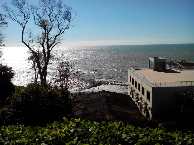 Plyazh Sanatoriy Salyut