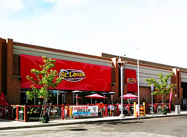 St. Louis Bar & Grill