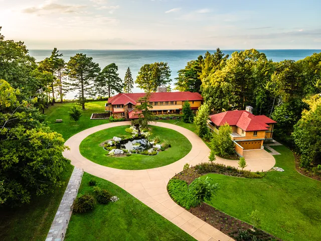 Frank Lloyd Wright's Graycliff