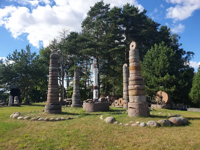 Jotvingiai Yard, South Lithuanian Household and Stone Museum