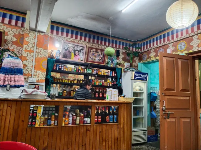 U. M. S Restaurant & Bar