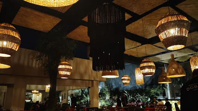 Hilo Negro Restaurant