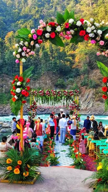 Baandal River Resort