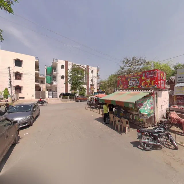 New Delhi Juice & Shakes