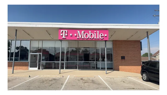 T-Mobile Authorized Retailer