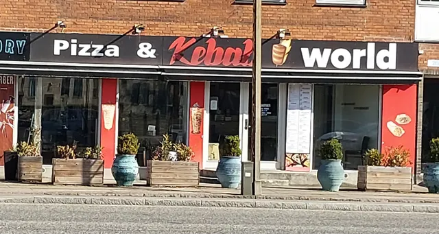 Pizza & Kebab World