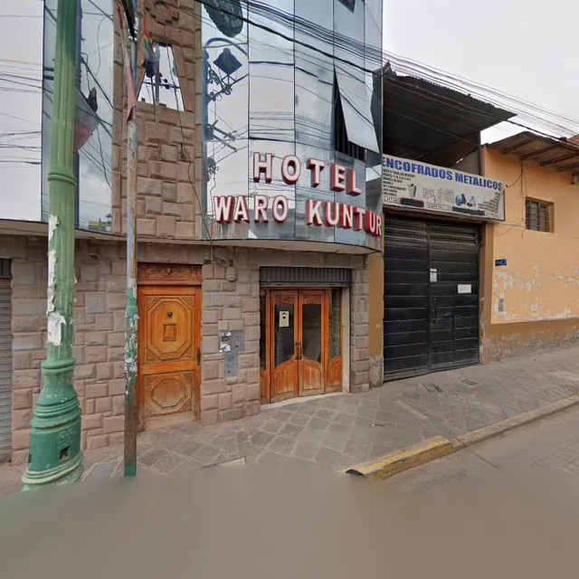 HOTEL WARO KUNTUR