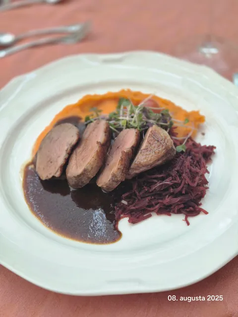 Rosalia zámocká reštaurácia