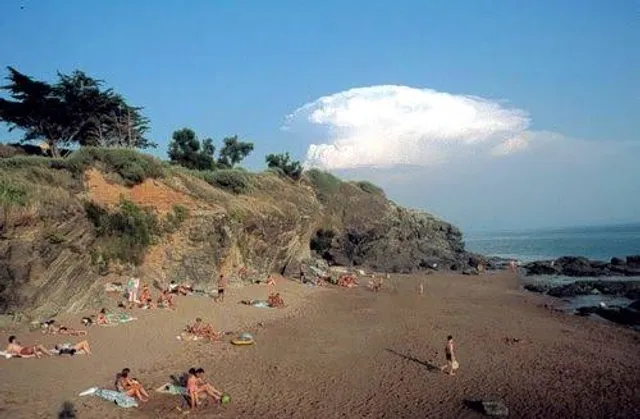 Plage de la fontaine aux Bretons