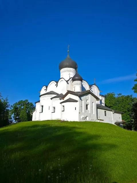 Tserkov' Vasiliya Velikogo Na Gorke