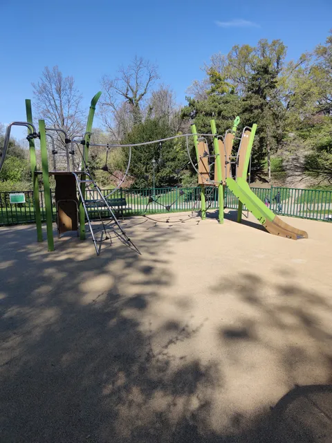 Aire de jeux pour enfant