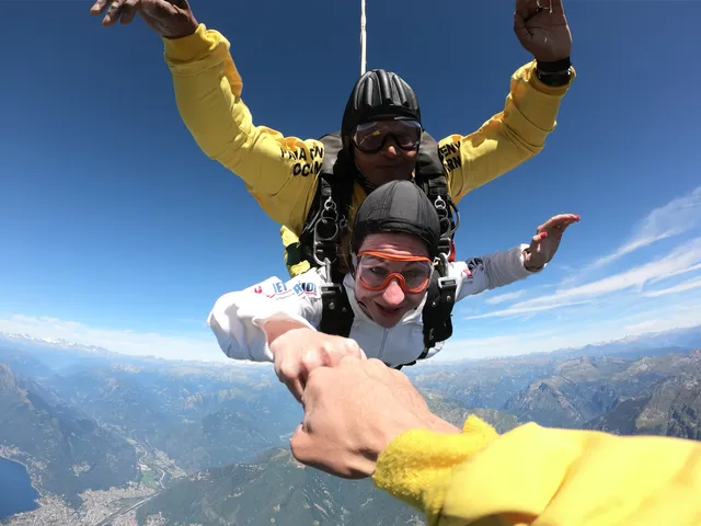 Para Centro Locarno - Skydiving Center & Shop