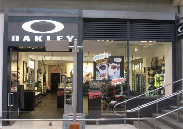 OAKLEY