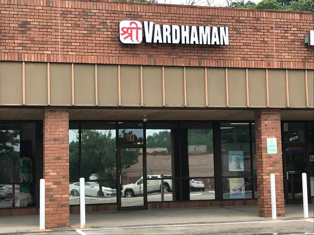 Shri Vardhaman Jewels