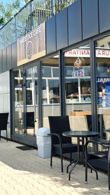 Sweet Ice Cafe