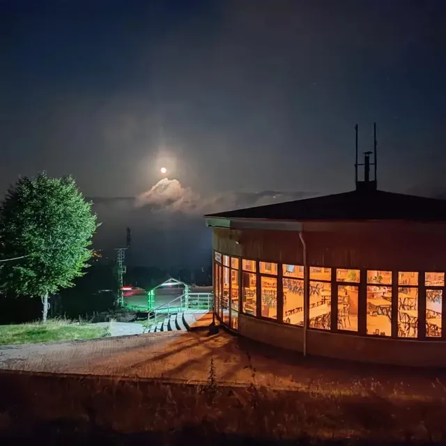 Yeşil Vadi Bungalov OTEL / RESTAURANT