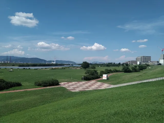 Yodogawa Riverside Park - Hirakata Area