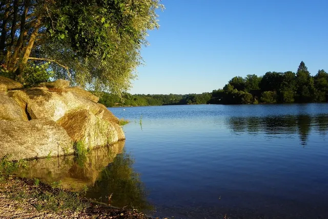 Tour des Lacs du Lévézou (Aveyron)
