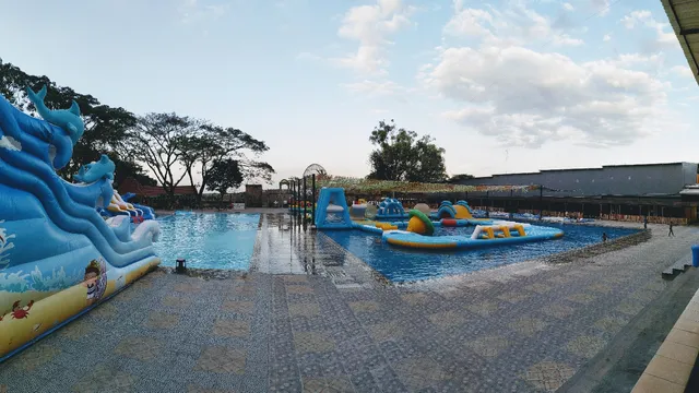 Magetan Park - Waterpark, Outbond and Minizoo