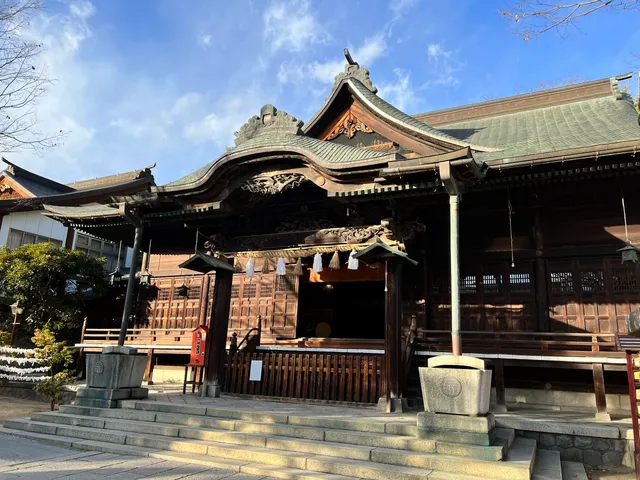 Yohashira-jinja Shrine