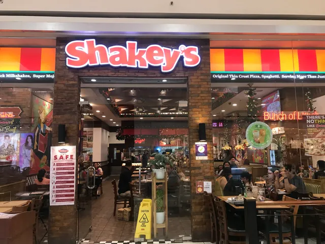 Shakey's Pizza Parlor